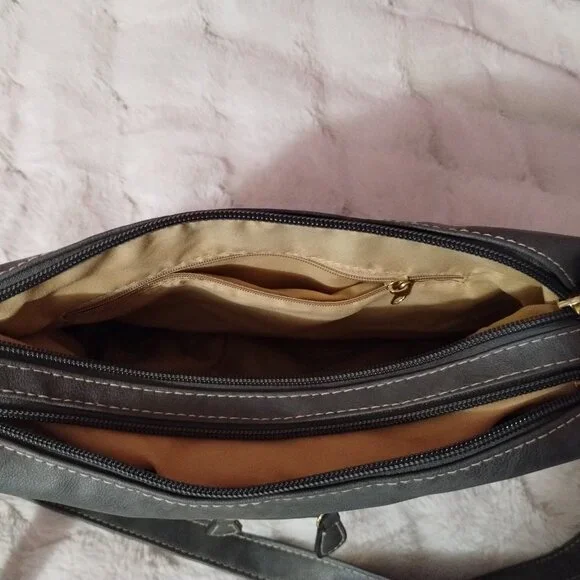 Stone & Co Granite Leather Boat Bottom Cross Body Bag - Picture 6 of 16